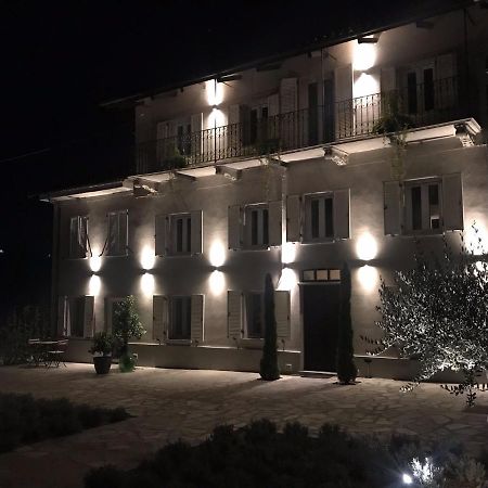 Sotto La Vigna Charm Stay Adults Only Vacation Bed And Breakfast Room Montegrosso dʼAsti Buitenkant foto
