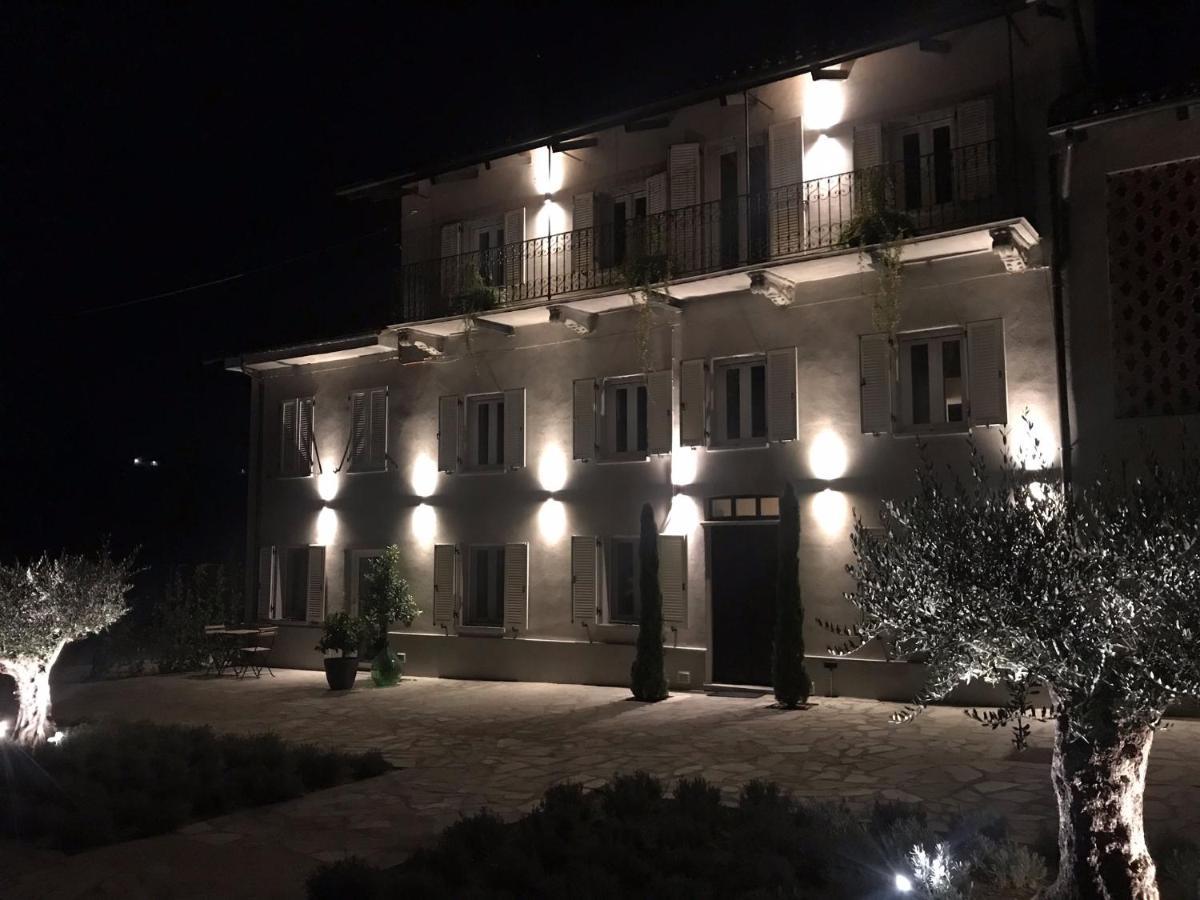 Sotto La Vigna Charm Stay Adults Only Vacation Bed And Breakfast Room Montegrosso dʼAsti Buitenkant foto