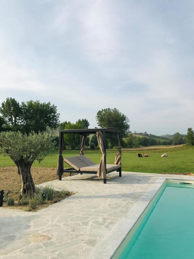 Sotto La Vigna Charm Stay Adults Only Vacation Bed And Breakfast Room Montegrosso dʼAsti Buitenkant foto