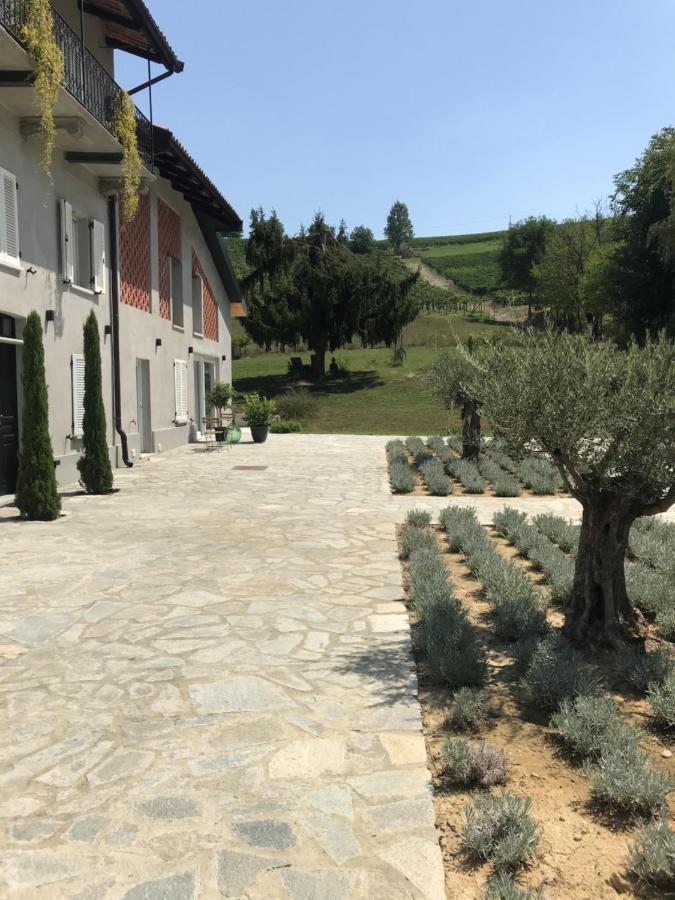 Sotto La Vigna Charm Stay Adults Only Vacation Bed And Breakfast Room Montegrosso dʼAsti Buitenkant foto