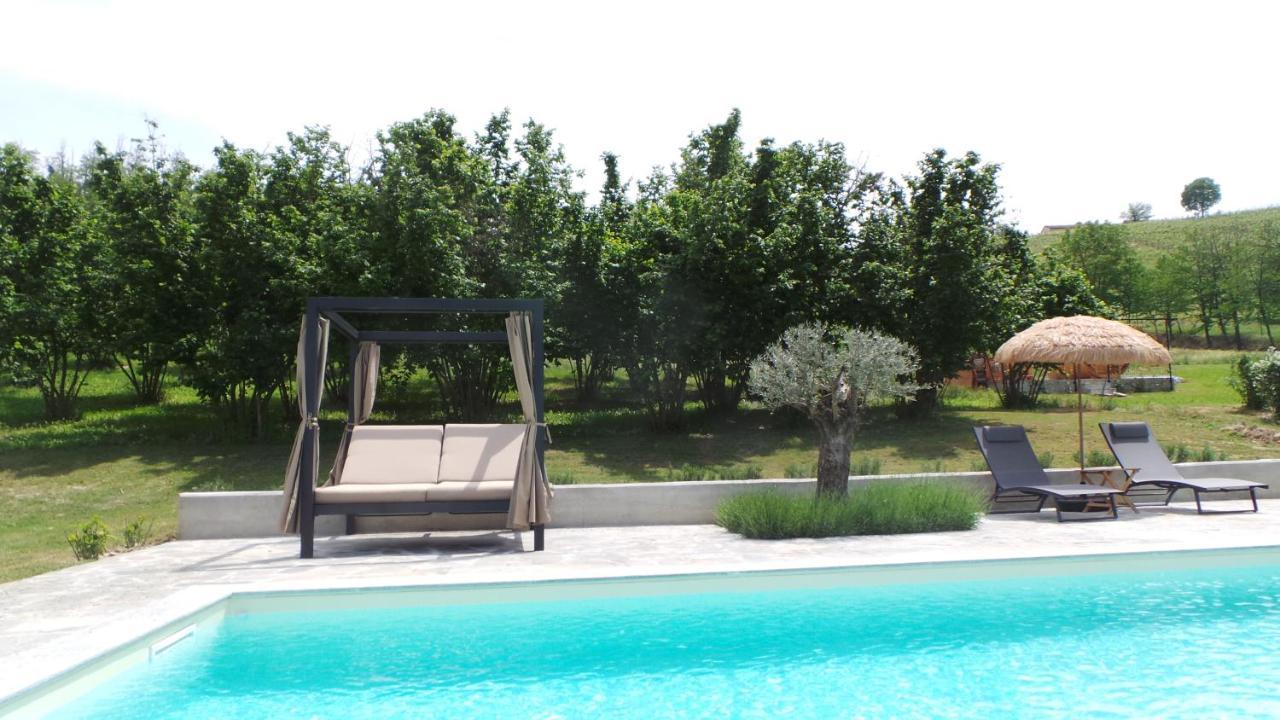 Sotto La Vigna Charm Stay Adults Only Vacation Bed And Breakfast Room Montegrosso dʼAsti Buitenkant foto